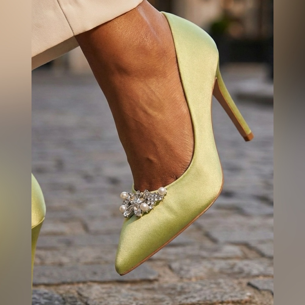 2pc Silver Embellished Rhinestone Shoe Clips – Elegant Crystal Accent for Heels,